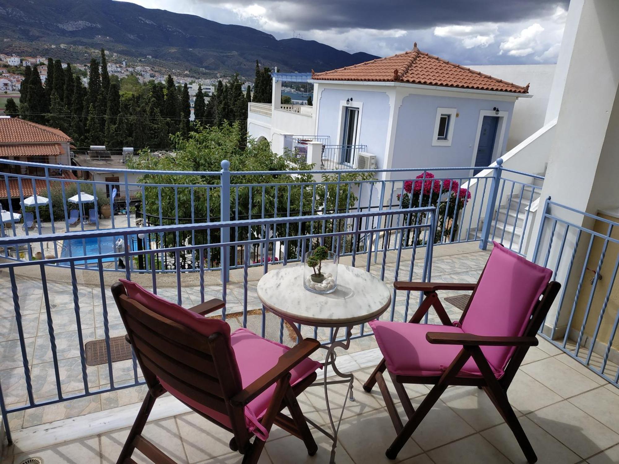 Ktm Sunny Villas Poros Town Oda fotoğraf