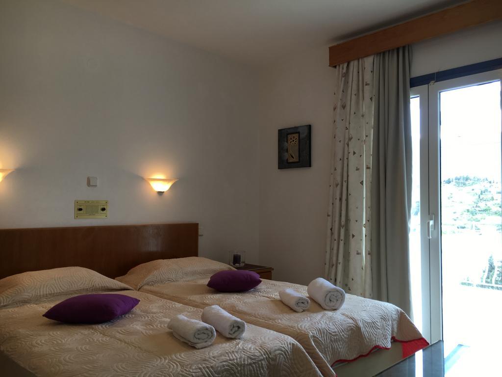 Ktm Sunny Villas Poros Town Dış mekan fotoğraf