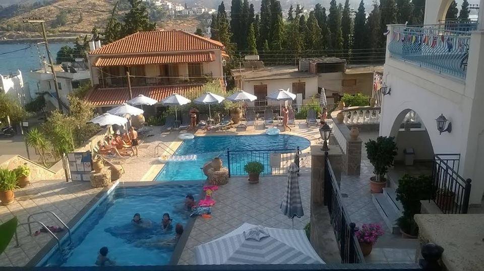Ktm Sunny Villas Poros Town Dış mekan fotoğraf