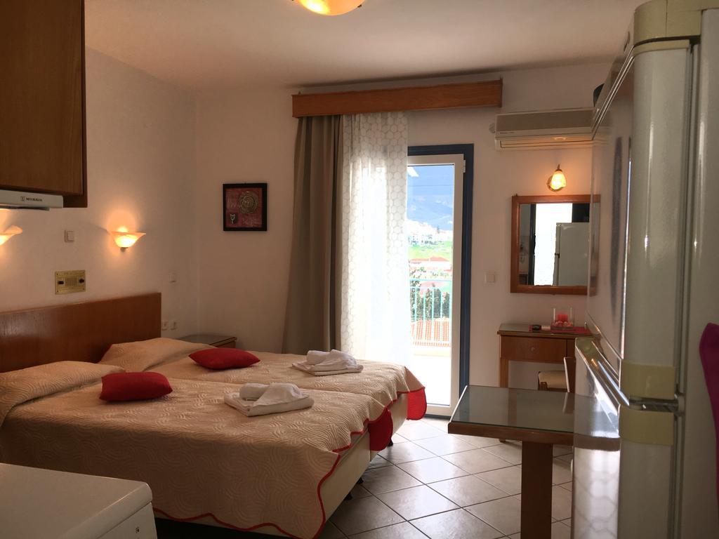 Ktm Sunny Villas Poros Town Dış mekan fotoğraf