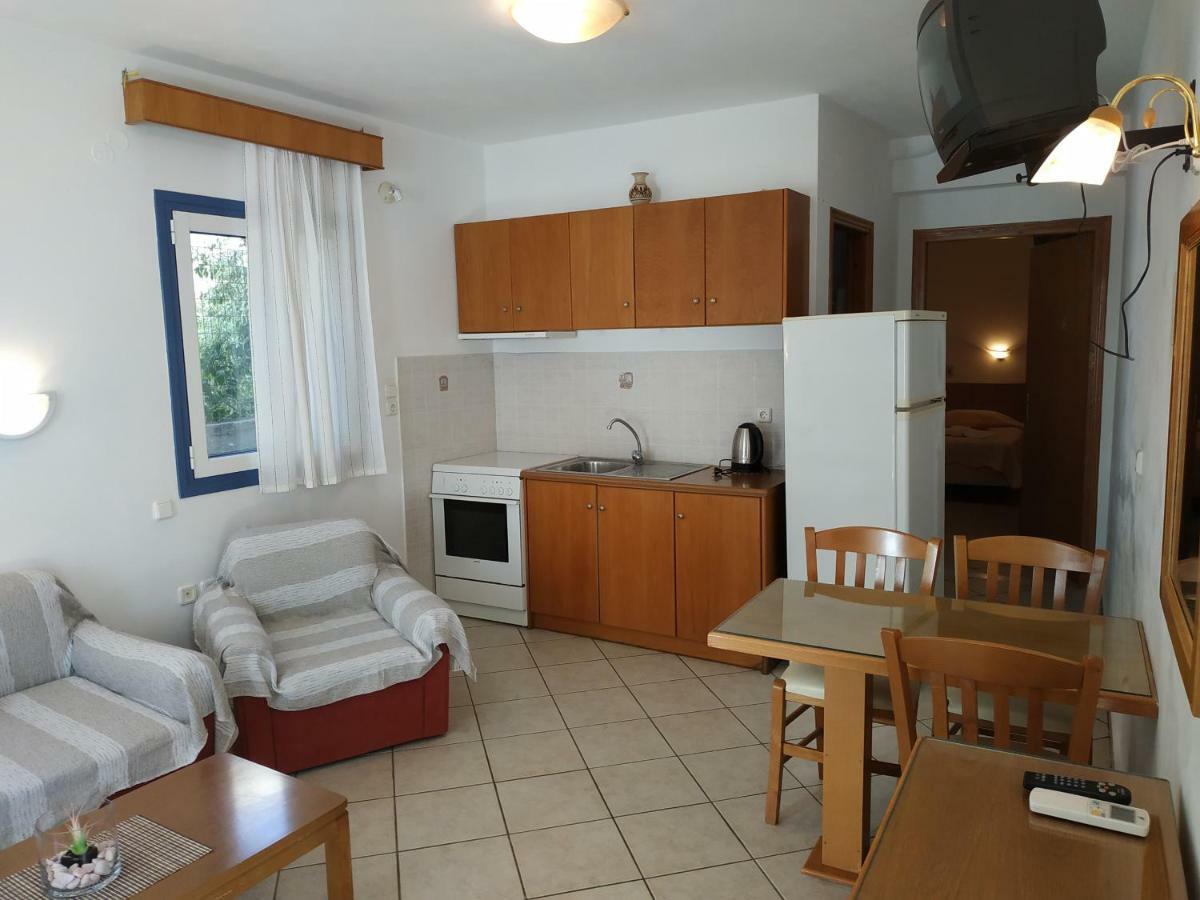 Ktm Sunny Villas Poros Town Dış mekan fotoğraf