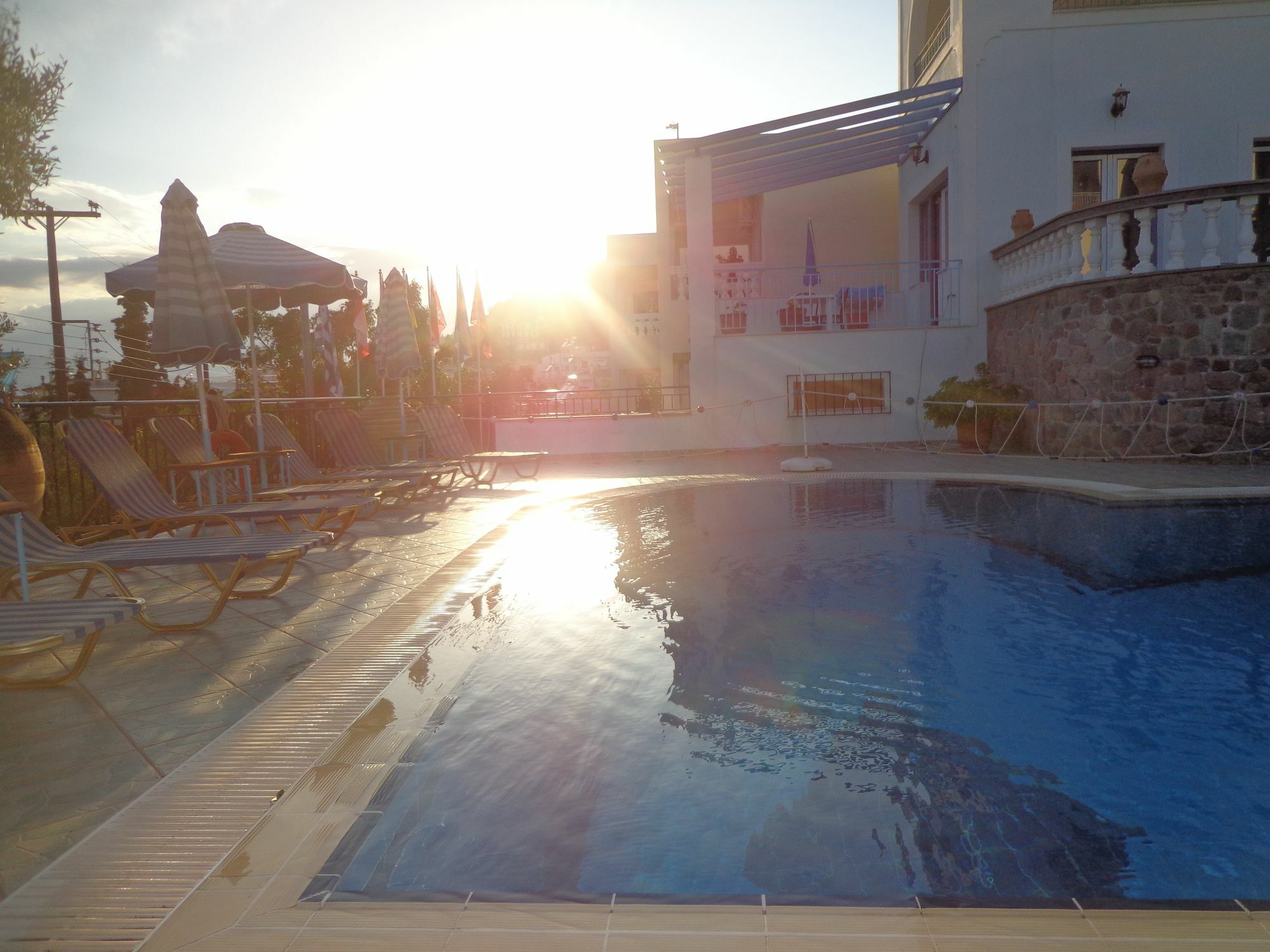 Ktm Sunny Villas Poros Town Dış mekan fotoğraf